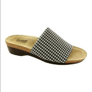 Munro Laya Houndstooth Stretch Aquarius Sandal